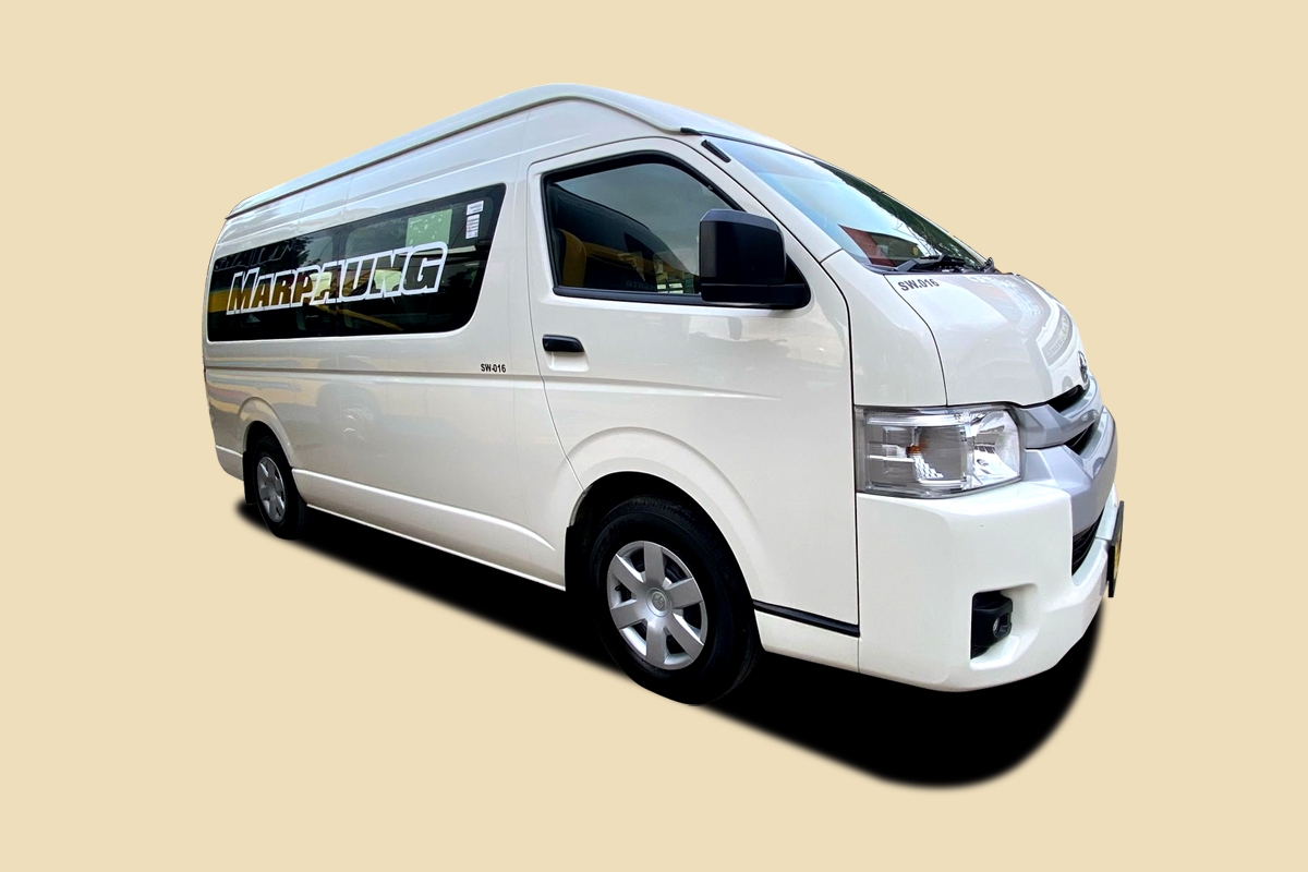 Toyota Hiace Commuter - 15 Seats - 