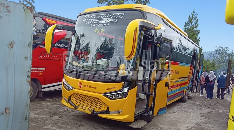 Menjelajahi Keindahan Bandung dengan Kenyamanan Eksklusif Bus Marpaung